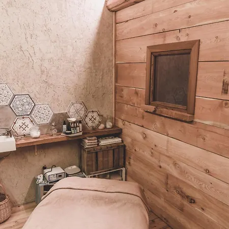 Nocleg ze śniadaniem Ca' Mea Room, Wellness & Food 4*