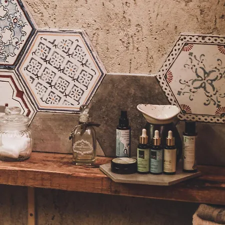 Ca' Mea Room, Wellness & Food * Levata