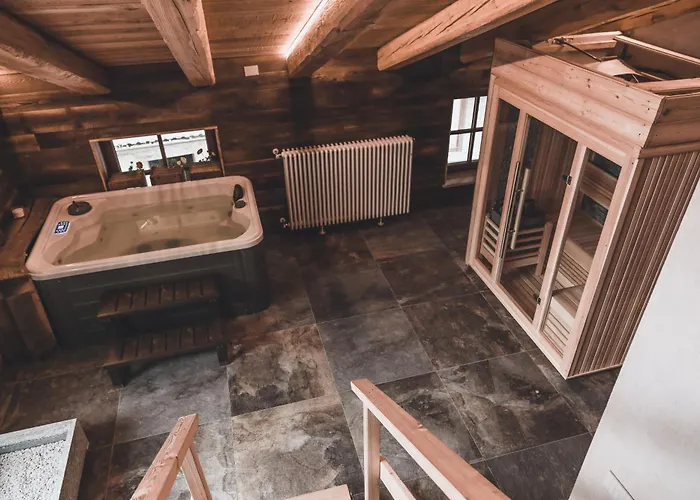 Alojamento de Acomodação e Pequeno-almoço Ca' Mea Room, Wellness & Food